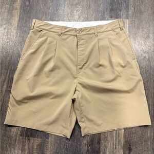 Reebok Men's Tan Flat Front Shorts
